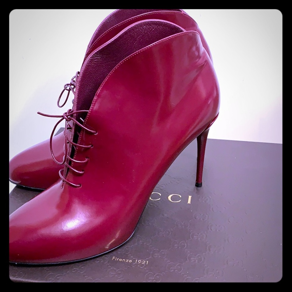 GUCCI Regent Purple Wine Booties